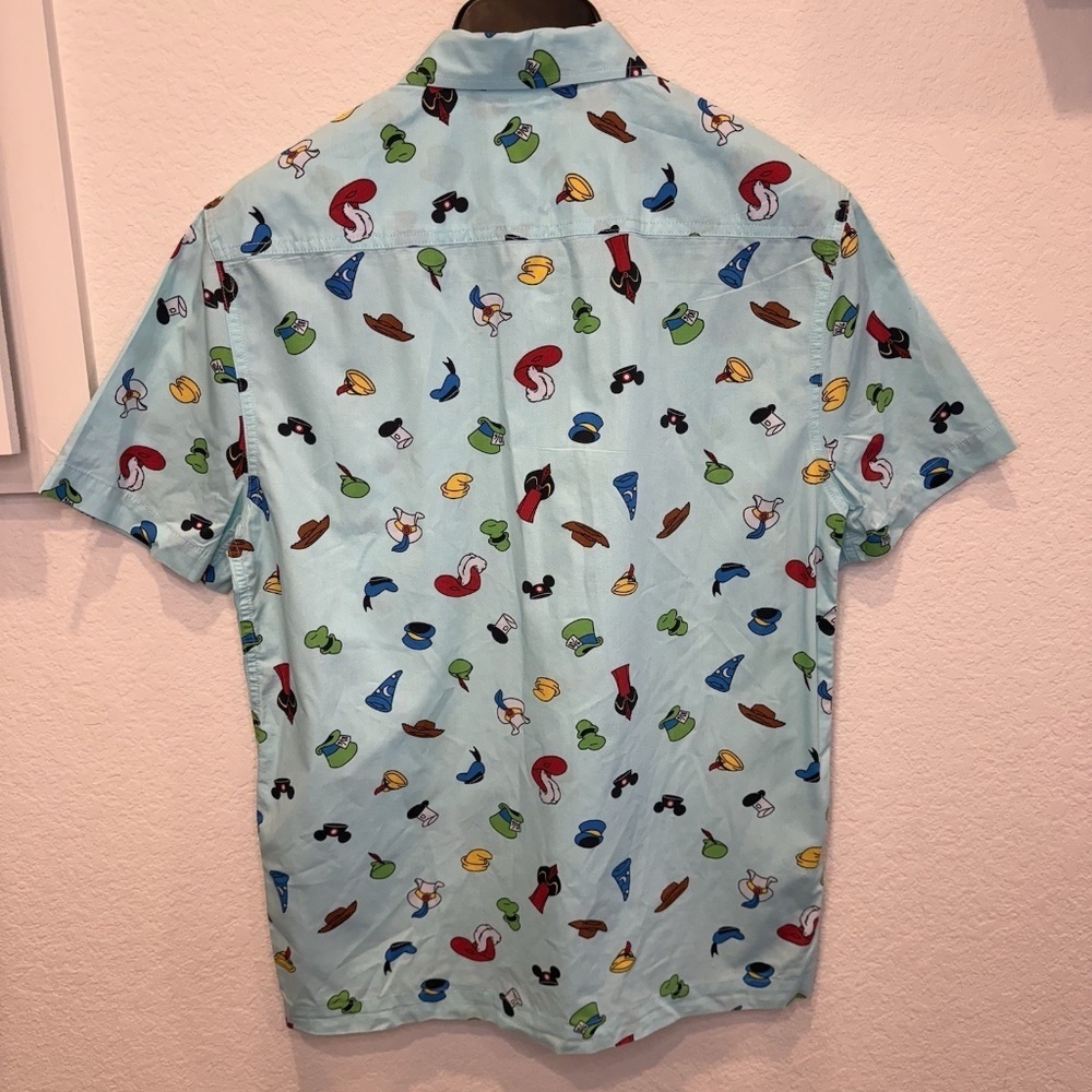 Disney Character Hats Camp 100% Cotton Button Shirt Men's Size Small - Picture 5 of 6
